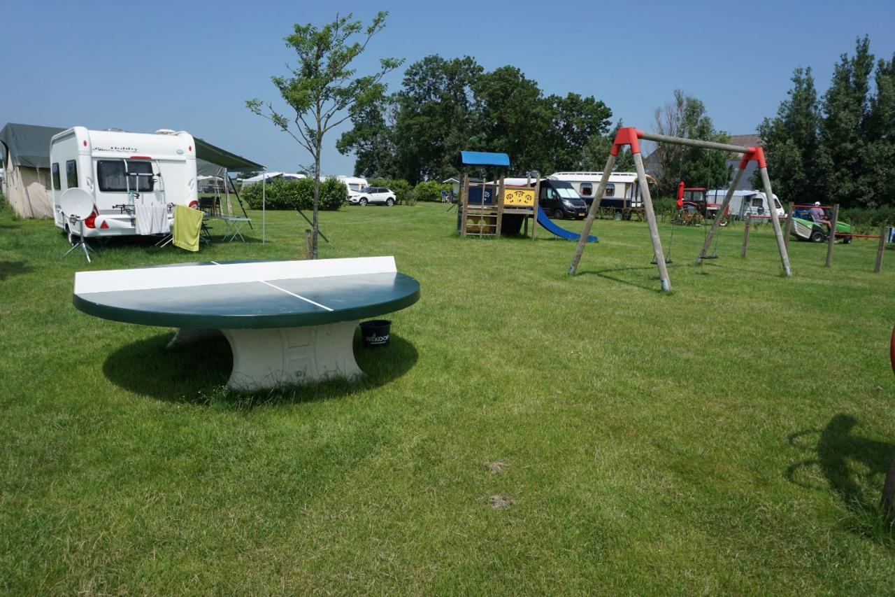 Vakantiehuisje Vlakbij Leeuwarden, Swichumer Pleats 외부 사진