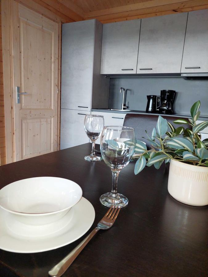 Vakantiehuisje Vlakbij Leeuwarden, Swichumer Pleats 외부 사진
